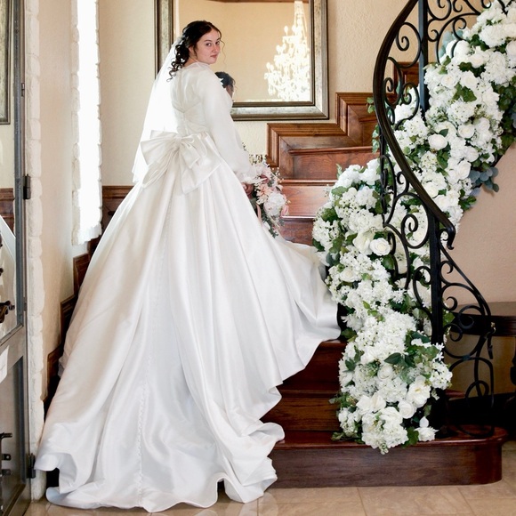 Meet your Posher, Genna - Picture 2 of 10